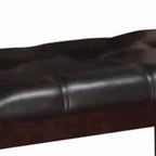 Panca alta con rivestimento in ecopelle trapuntata