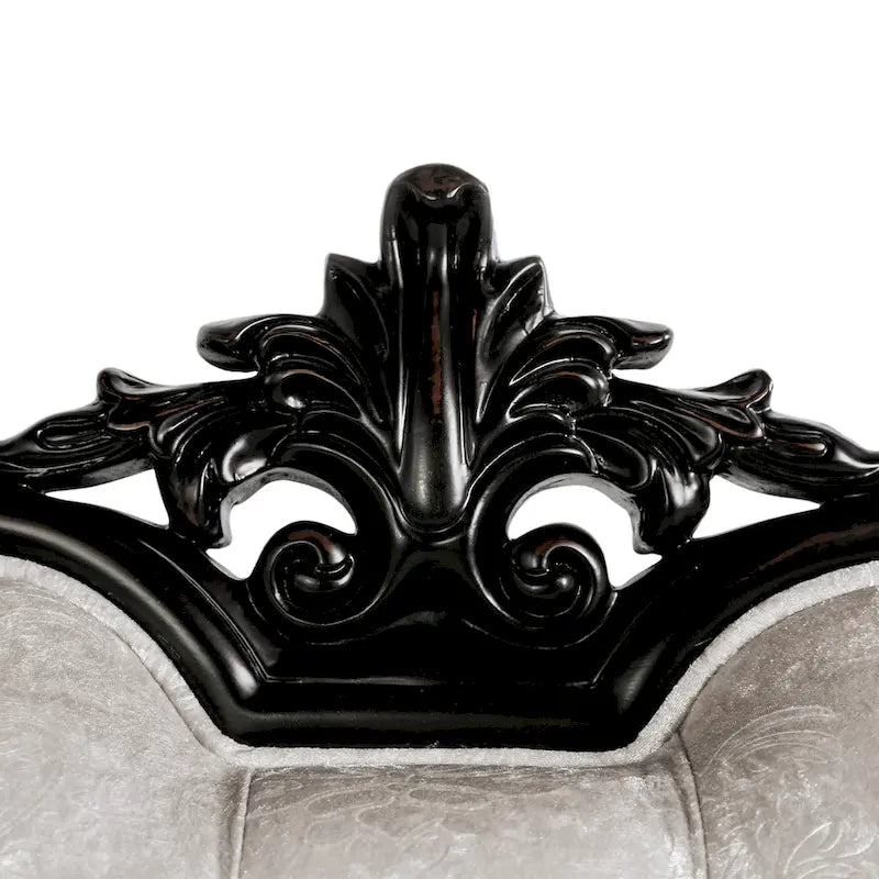Traditionelles 2-Sitzer-Sofa mit Knopfheftung an der Rückenlehne und Dekokissen