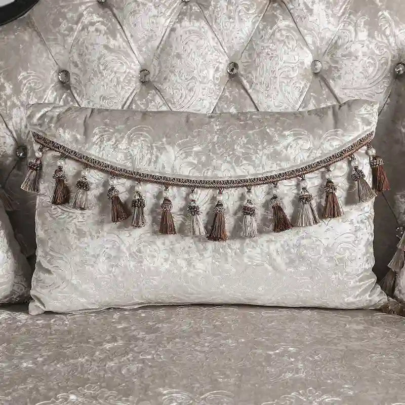 Traditional 2-Seater Loveseat with Button-Tufted Back and Accent Pillow